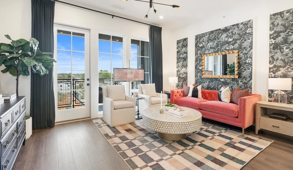 989-Bibbs-Cir-NW-Atlanta-GA 30318-2