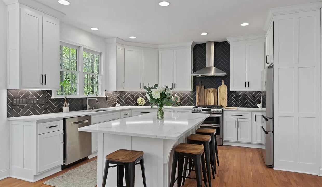 100-Evergreen-Trl-Atlanta-GA-30349-11