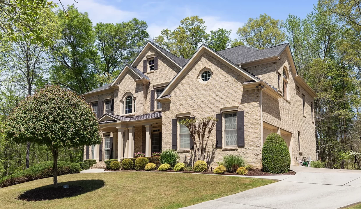 100-Evergreen-Trl-Atlanta-GA-30349-26