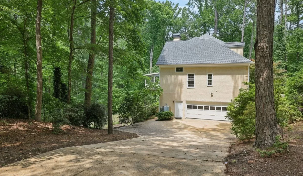 200-River-Pass-Trl-Atlanta-GA-30350-12