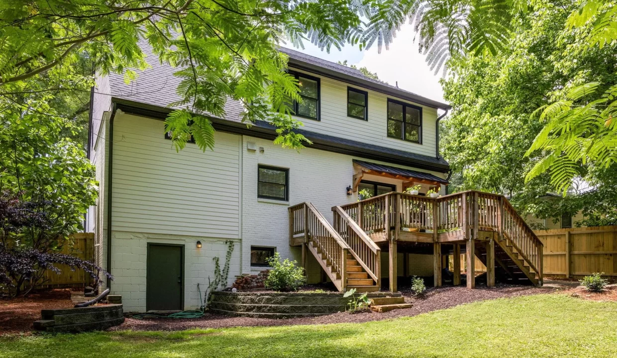 2554-Saint-Patrick-St-SE-Atlanta-GA-30317-11