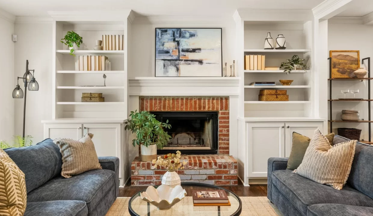 2554-Saint-Patrick-St-SE-Atlanta-GA-30317-3