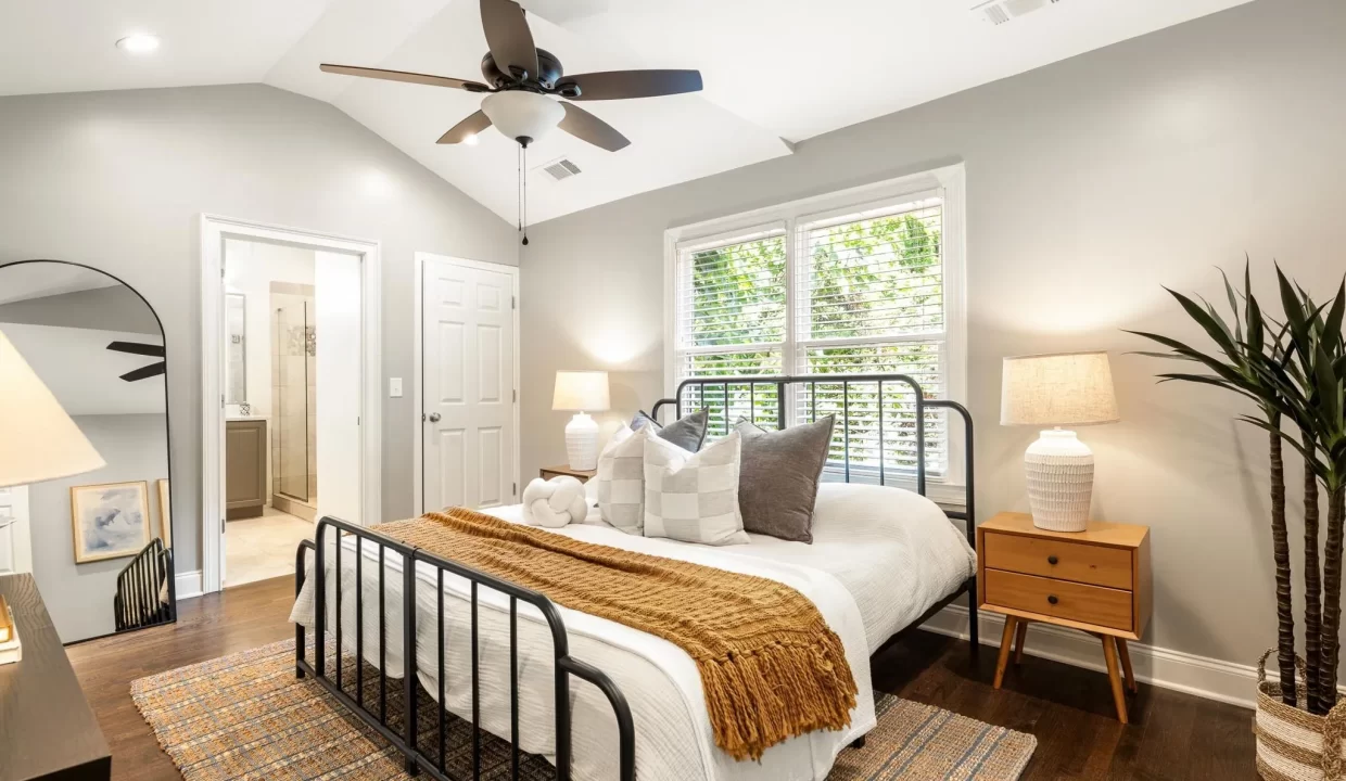 2554-Saint-Patrick-St-SE-Atlanta-GA-30317-8
