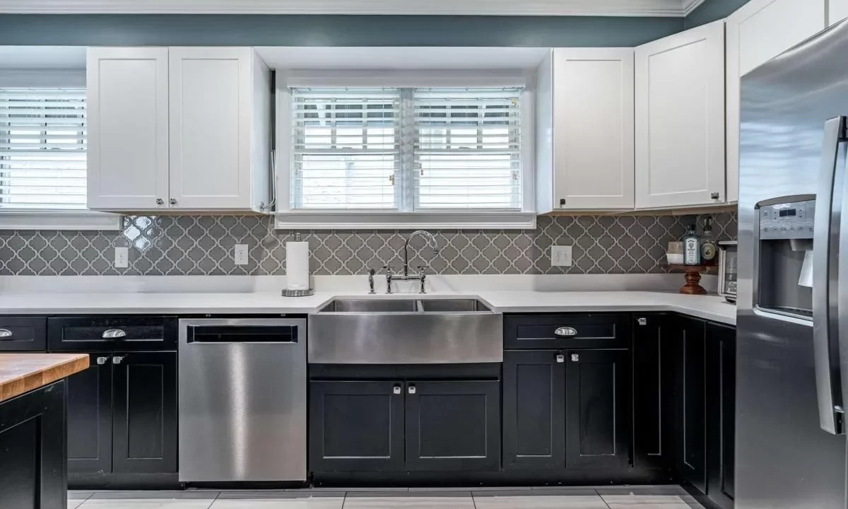 2580-Acorn-Ave-NE-Atlanta-GA-30305-10