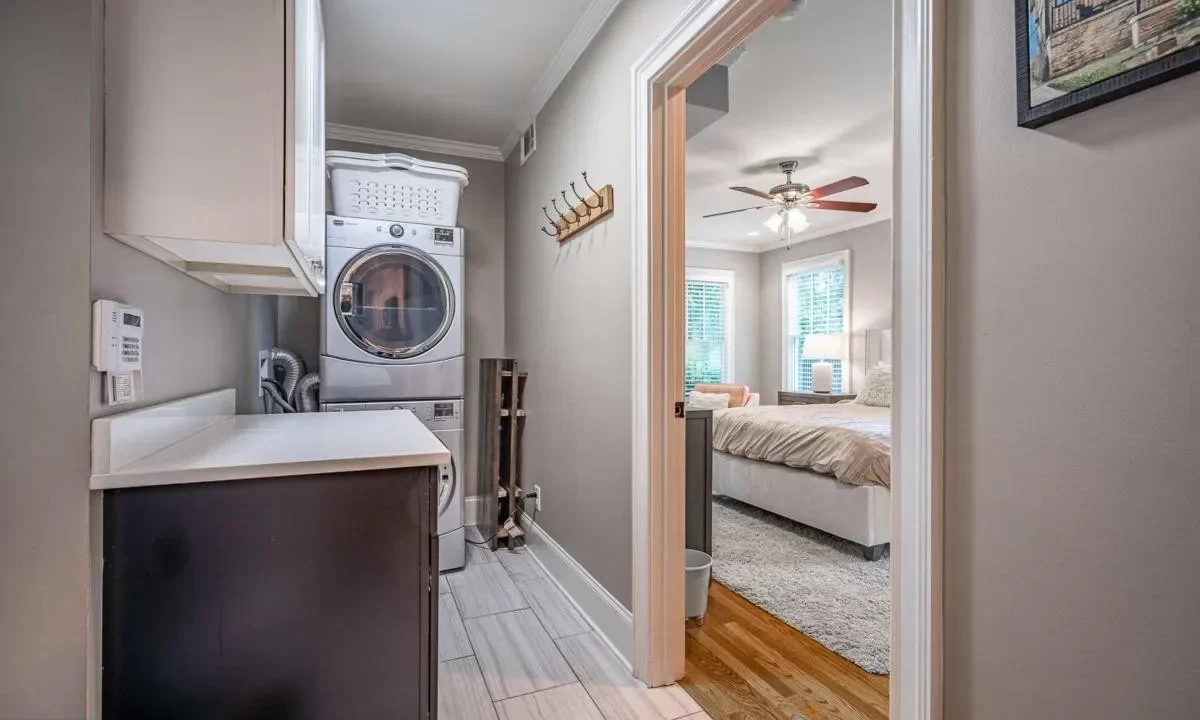 2580-Acorn-Ave-NE-Atlanta-GA-30305-14