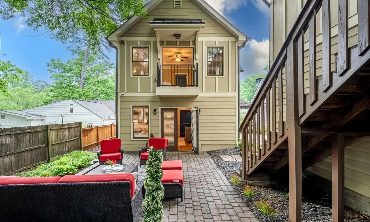 2580-Acorn-Ave-NE-Atlanta-GA-30305-21