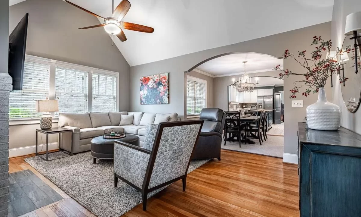 2580-Acorn-Ave-NE-Atlanta-GA-30305-4