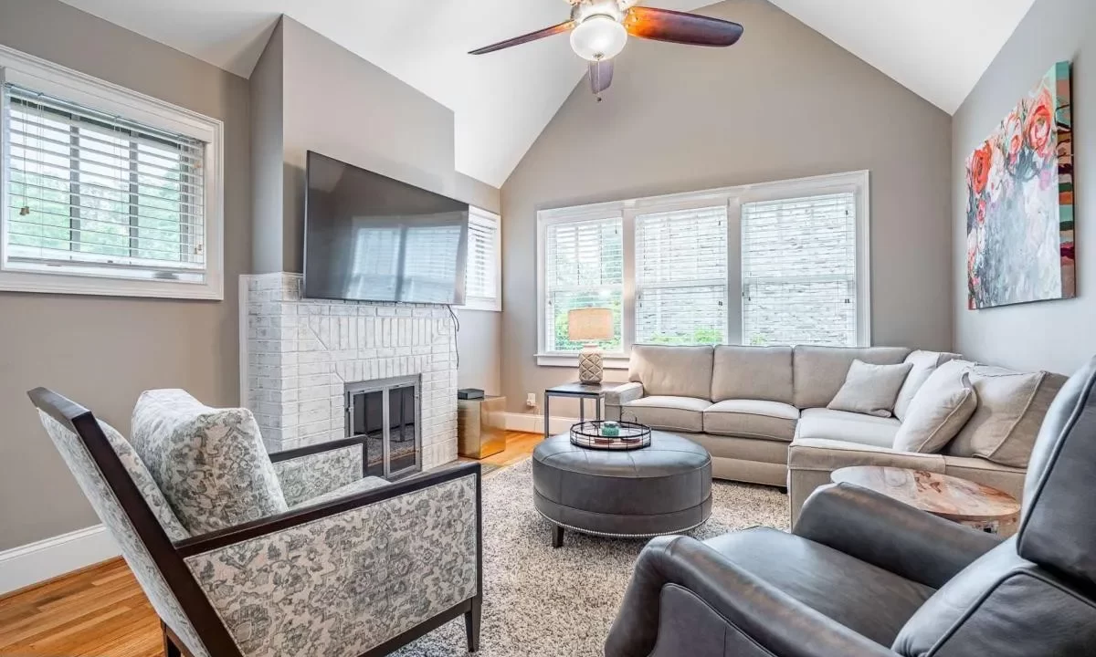 2580-Acorn-Ave-NE-Atlanta-GA-30305-6