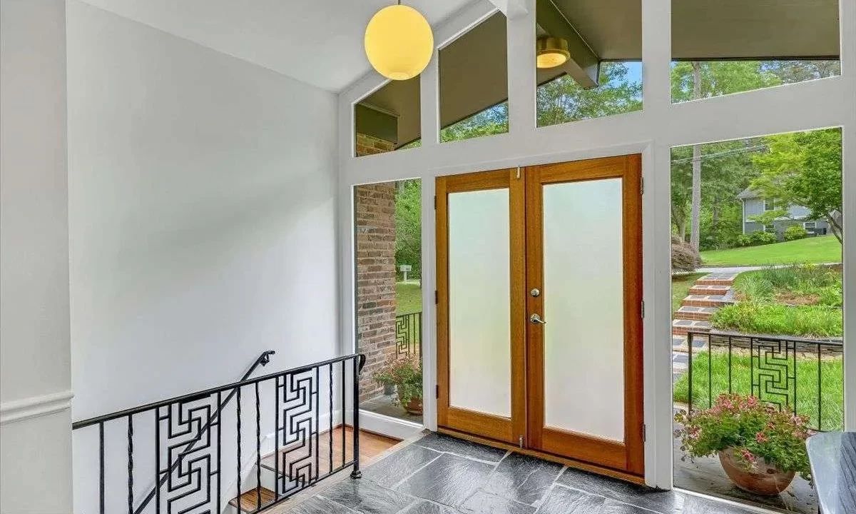 3270-Leslie-Ct-NE-Atlanta-GA-30345-2