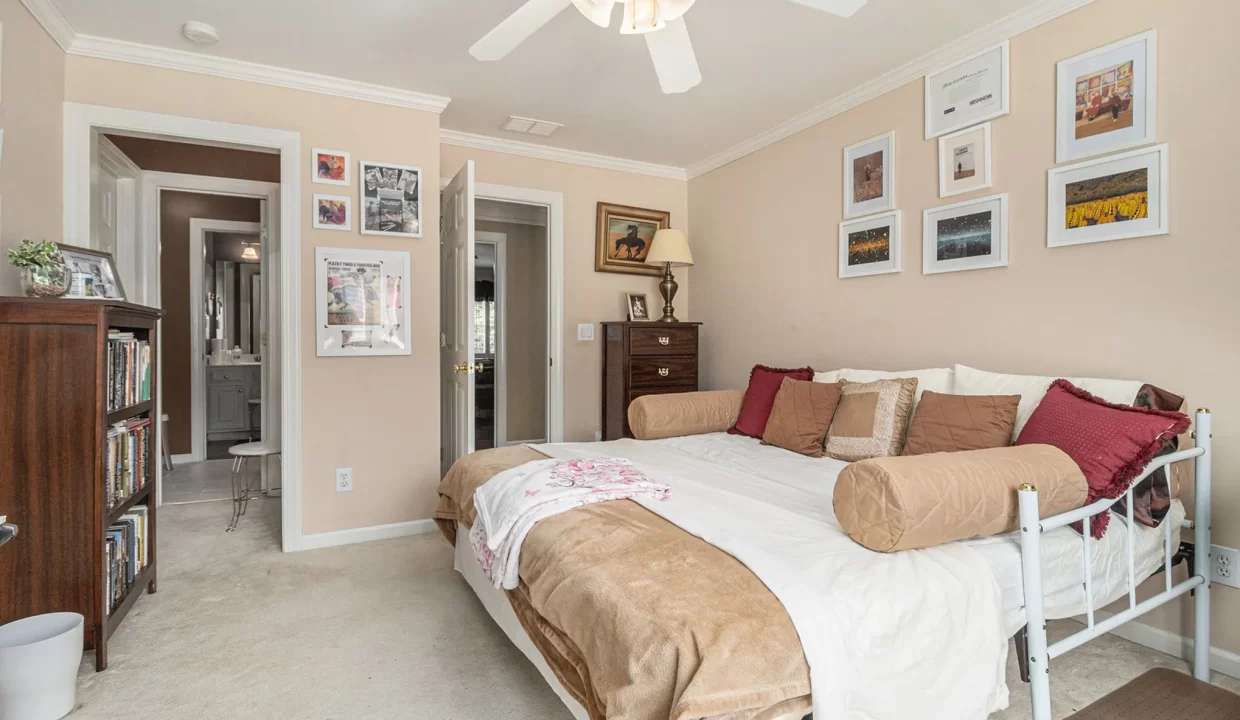 4855-Regency-Trce-SW-Atlanta-GA-30331-18