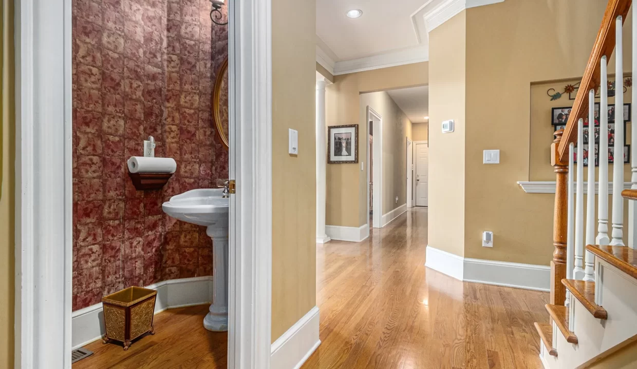 4855-Regency-Trce-SW-Atlanta-GA-30331-9